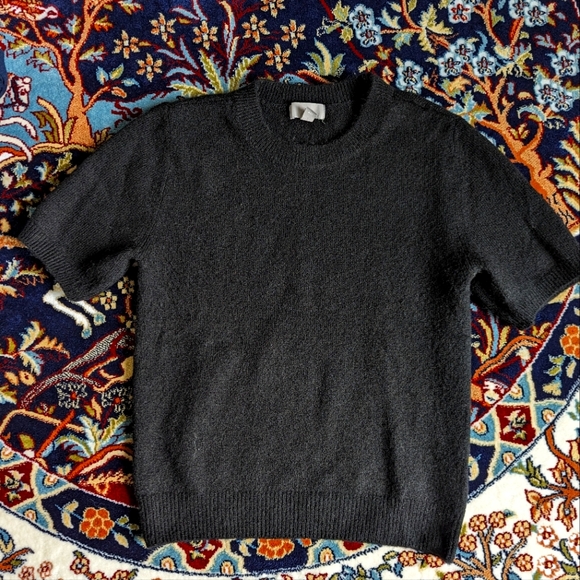 Black Wool Blend Top Short Sleeved - Picture 5 of 6